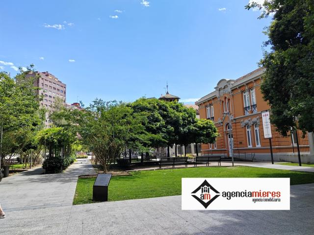 Piso En venta en Centro, Gijón photo 0