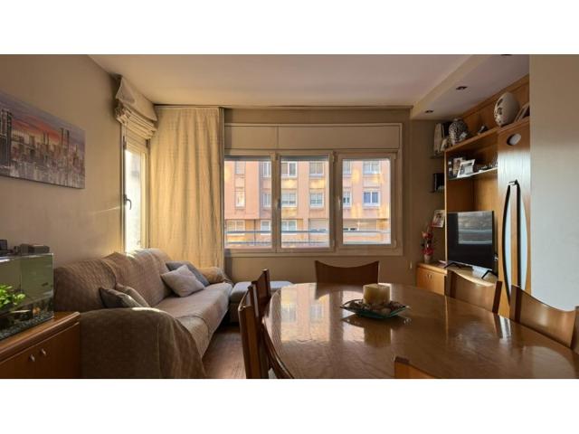 Piso En venta en Sabadell photo 0