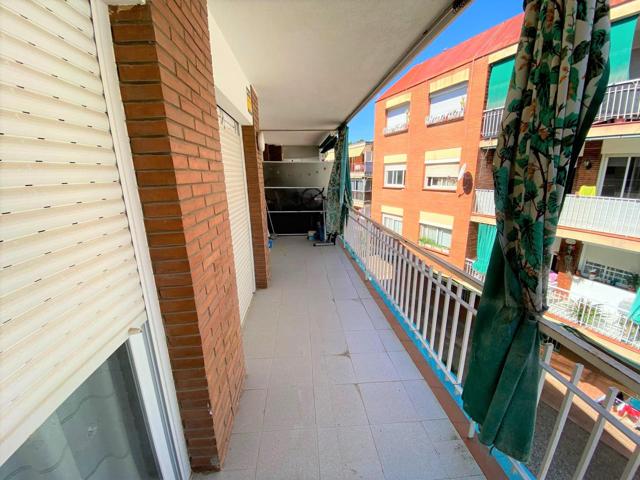 Piso En venta en Castelldefels photo 0