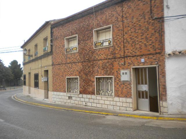 Casa - Chalet en venta en Villamayor de Santiago de 160 m2 photo 0
