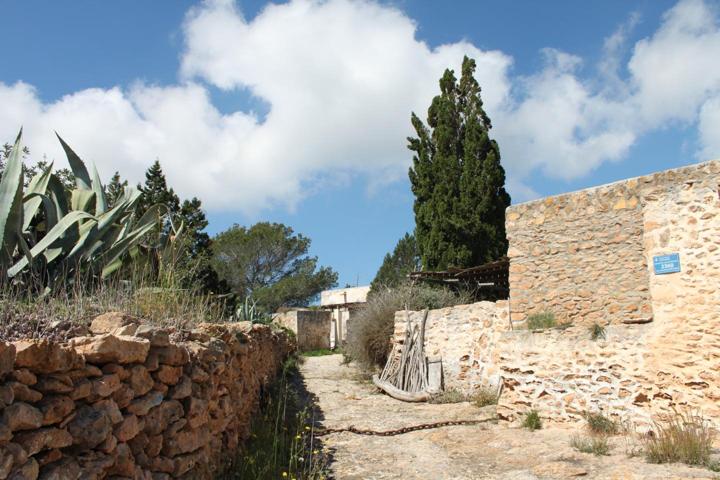 Casa Rústica en venta en Formentera de 260 m2 photo 0