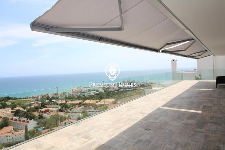 Casa moderna con impresionantes vistas al mar a la venta en Levantina photo 0