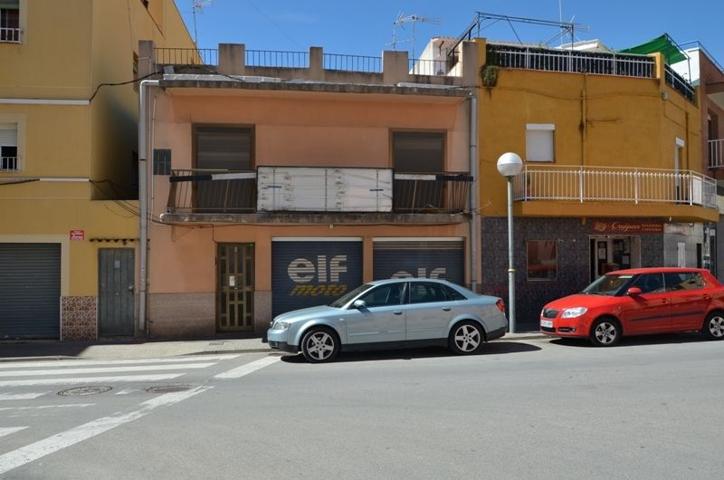Tarragona. Bonavista. C. Deu. Casa de aprox. 276m2 a reformar photo 0