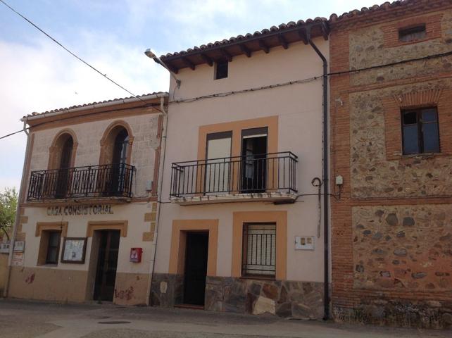 Casa En venta en Calle Barrio Alto, 21, Manzanares De Rioja photo 0