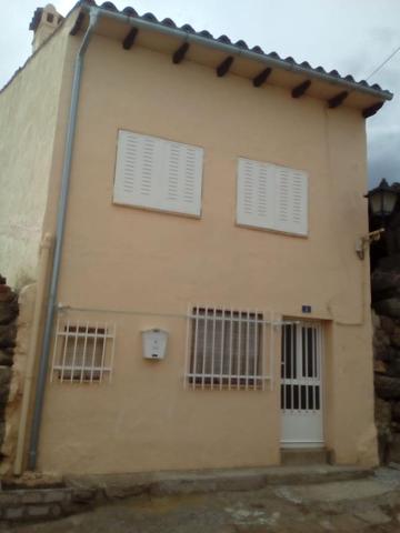 Casa En venta en Navalmoral De La Sierra, Avila photo 0