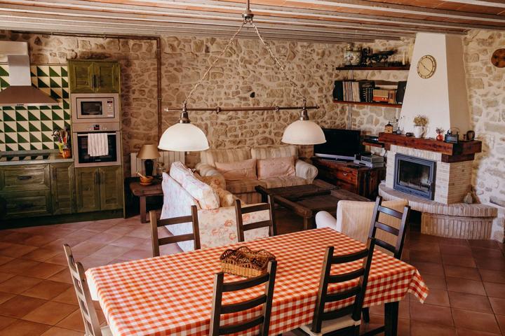 Impresionante casa en Cretas lista para vivir photo 0