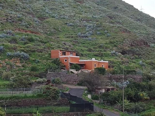 Casa con terreno en venta en Valsequillo de Gran Canaria, Valsequillo De Gran Canaria photo 0