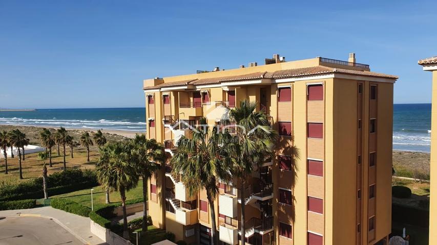 Precioso apartamento con vistas al mar situado en 2ª línea de la playa de Guardamar photo 0