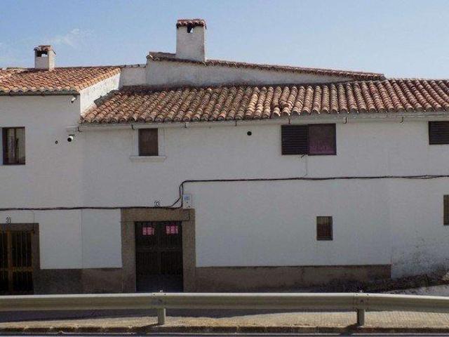 Casa en Malpartida de Cáceres photo 0