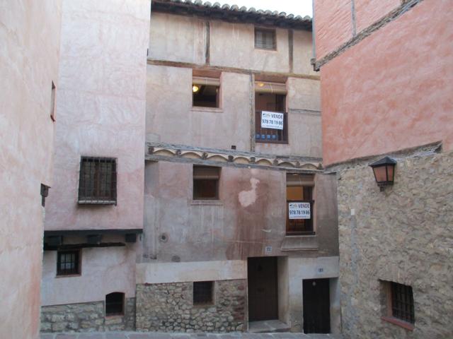 Casa En venta en Albarracín photo 0