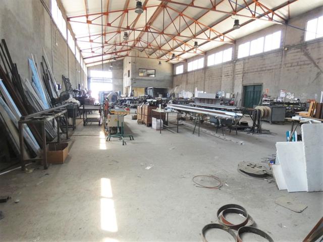 Nave Industrial En venta en Poligono Sur, Colmenar Viejo photo 0