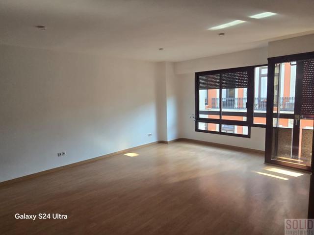 Piso En alquiler en Ciudad Vella, Valencia photo 0