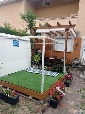 Unifamiliar Pareada En venta en Casco Urbano, San Cristóbal De La Cuesta photo 0