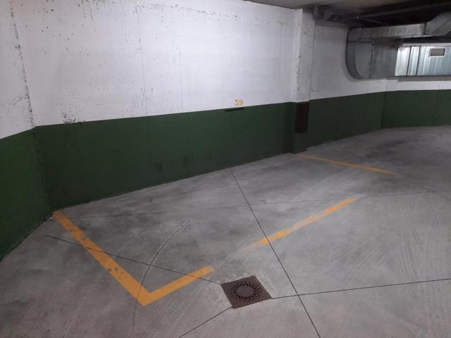 Parking En venta en Centro, Mos photo 0