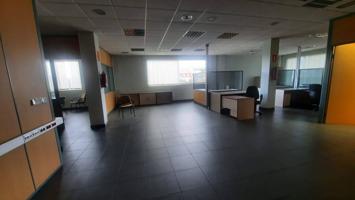 Oficina En alquiler en Meixueiro, Vigo photo 0