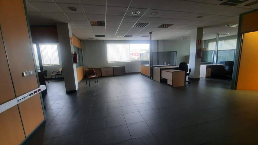 Oficina En alquiler en Meixueiro, Vigo photo 0