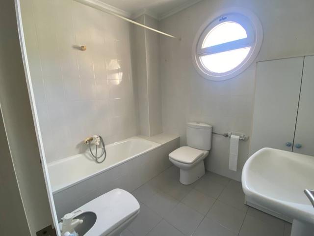 Unifamiliar Pareada En venta en Txunkai, Alsasua photo 0