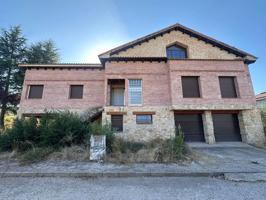 Casa En venta en Espinosa De Henares photo 0