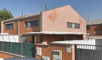 Unifamiliar Pareada En venta en Alovera photo 0