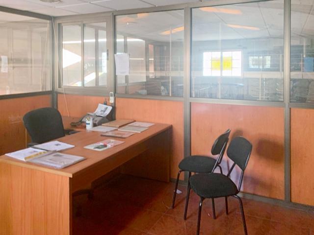 Nave Industrial En venta en Huércal De Almería photo 0
