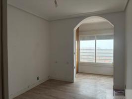 Piso En venta en Entrevias, Madrid photo 0