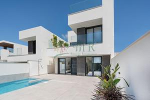 Villa En venta en Benijofar, Benijófar photo 0