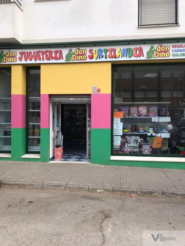 Local En venta en Proximo Al Hospital, Villamartín photo 0