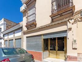 Casa En venta en Calle Real, Utrera photo 0