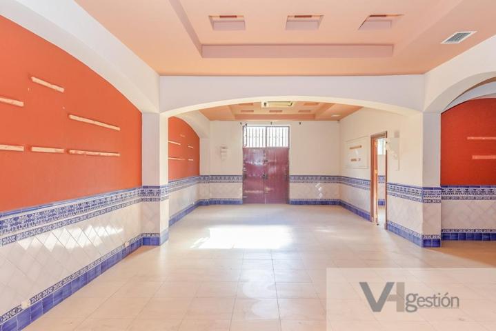 Local En venta en Calle Zaragoza, Jerez De La Frontera photo 0
