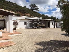 Finca en venta de 97 ha de dehesa y 650 m2 construidos en total  en La Puebla de Cazalla- Morón de la Frontera photo 0