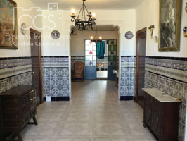 Venta de 4 casas en El Rocío en 579 m2 construidos y 978 de parcela  y 5 cuadras de Caballos. photo 0