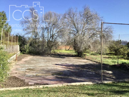 Venta de chalet de 6.903 m2 de terreno y 213 m2 construidos, con pozo legalizado en Sanlúcar La Mayor photo 0