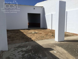 Nave industrial agrícola-ganadera de 243 m2 de parcela y 97 m2 construidos con Luz y agua en Almonte. photo 0