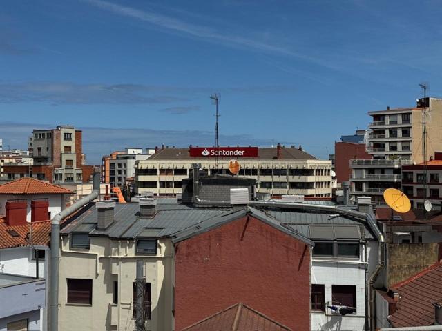 Piso En venta en Centro, Gijón photo 0