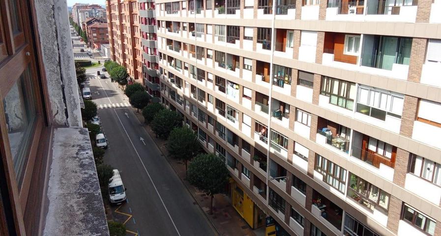 Piso En venta en Laviada, Gijón photo 0