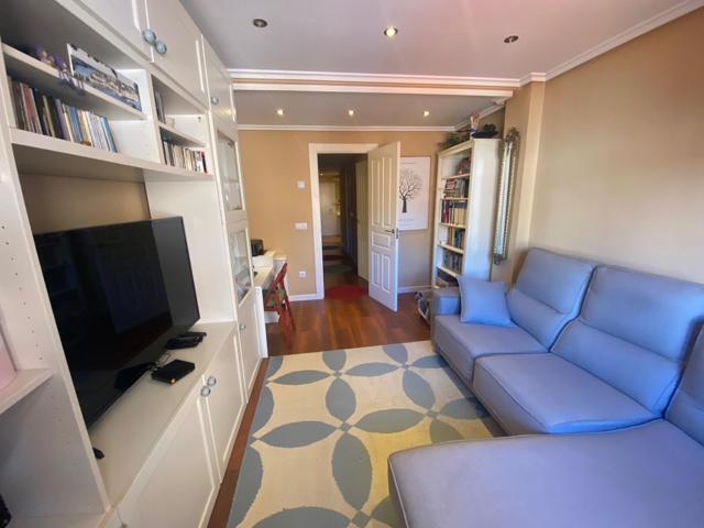 Piso En venta en Arena Centro, Gijón photo 0