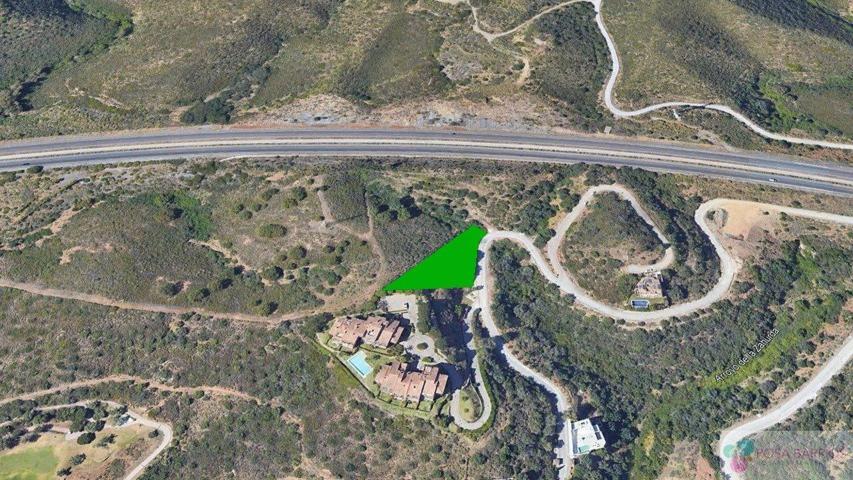 Terreno Urbanizable En venta en El Rosario, Marbella photo 0