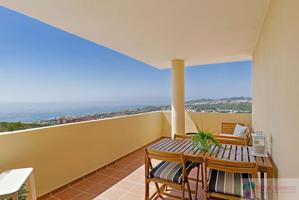 Piso En venta en Duquesa Golf, Manilva photo 0