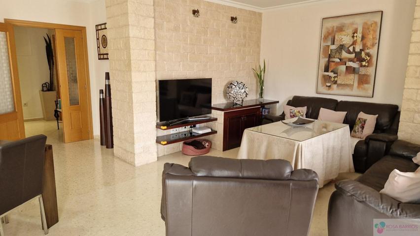 Casa En venta en Huerta Nueva, Estepona photo 0