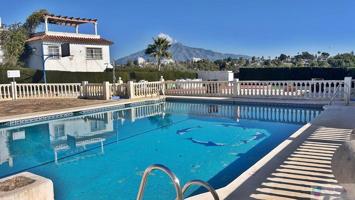 Unifamiliar Pareada En venta en Mar Y Monte, Estepona photo 0
