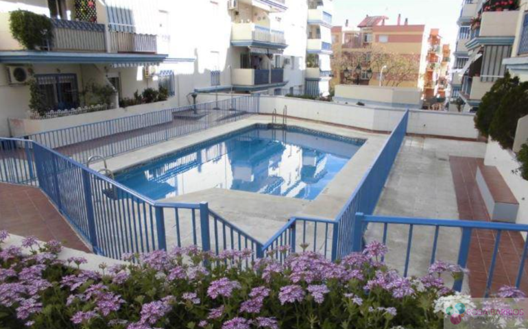 Piso En venta en Los Reales, Estepona photo 0