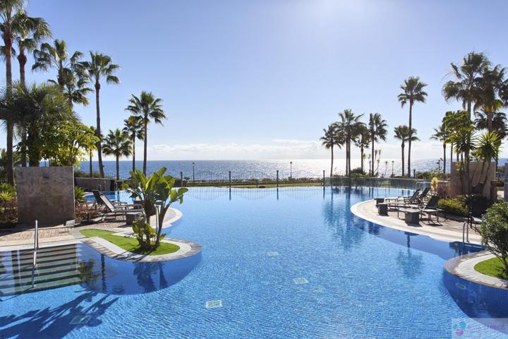 Piso En venta en Mar Azul, Estepona photo 0