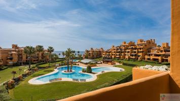 Piso En venta en Los Granados Del Mar, Estepona photo 0