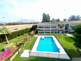 Piso En venta en Cortijo Blanco, San Pedro De Alcántara photo 0