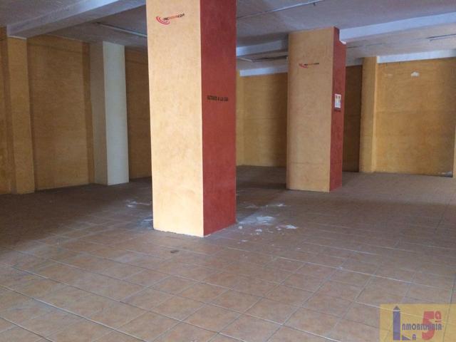 Piso En venta en Avda Santiponce, La Algaba photo 0