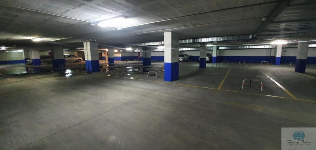 Parking En alquiler en Centro Plaza De Toros, Fuengirola photo 0