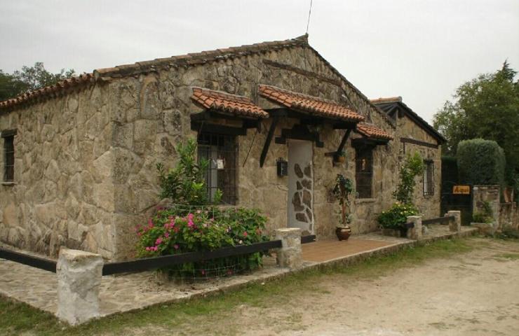 Casa En venta en Crta Del Valle, Plasencia photo 0