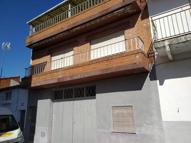 Unifamiliar Pareada En venta en Calle Espronceda, Zarza De Granadilla photo 0