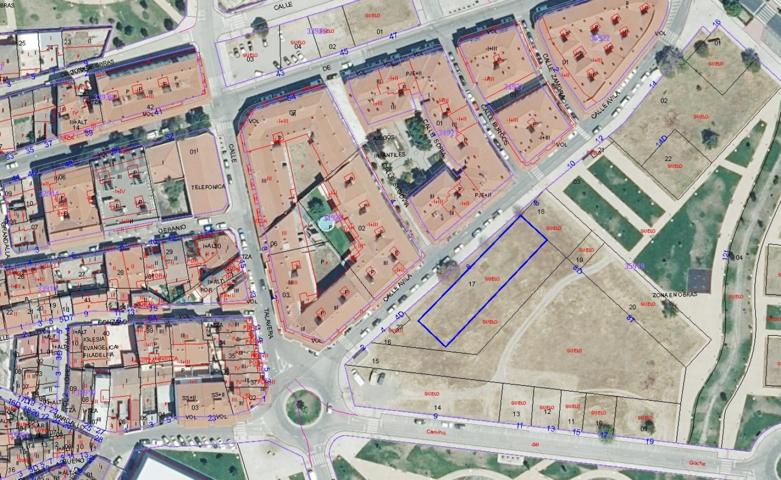 Terreno Urbanizable En venta en Navalmoral De La Mata photo 0