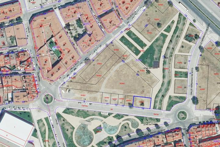 Terreno Urbanizable En venta en Navalmoral De La Mata photo 0